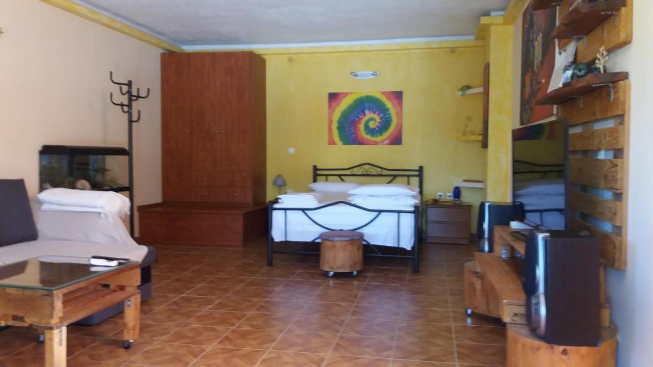 Village Life Studio Kanakades Экстерьер фото
